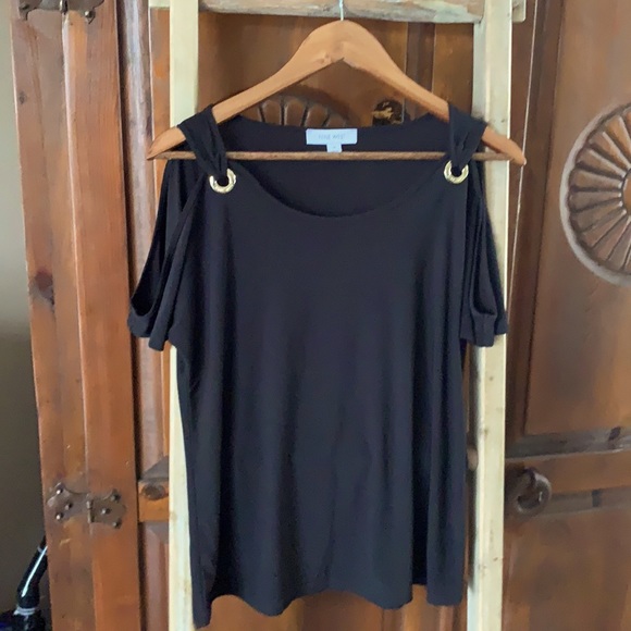 New 9 West peek-a-boo shoulder w/gold buckles top. - Picture 1 of 2